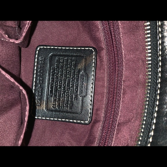 COACH purse!! 👜 - Picture 5 of 8